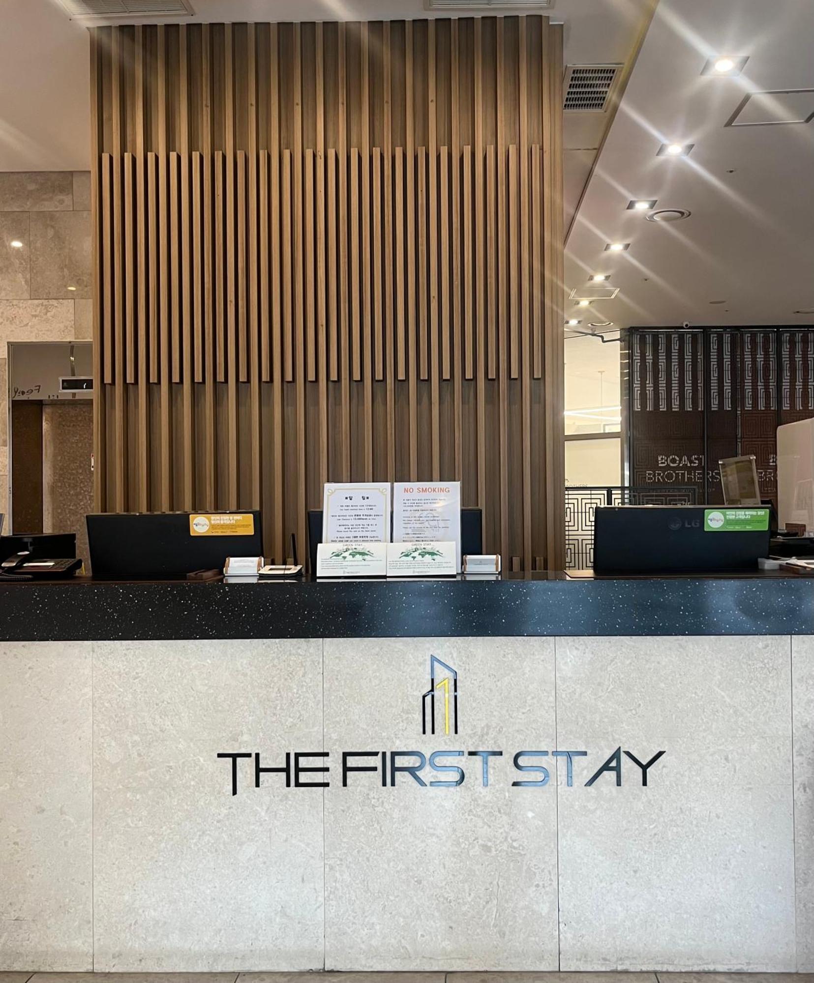 The First Stay Hotel Seoul Exterior foto