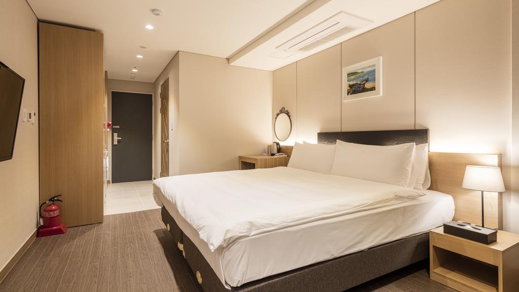 The First Stay Hotel Seoul Exterior foto